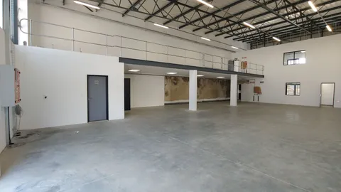 5 Rydal Lane, Longlake